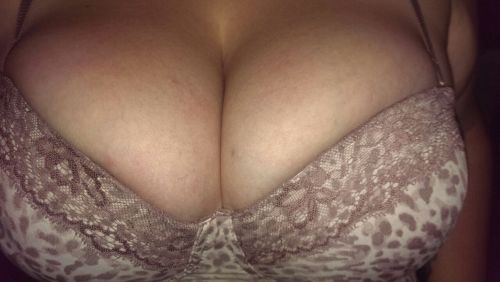 Porn photo smushedbreasts:  Smushed!!