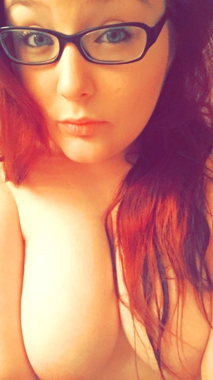 redheadslutt:  Being a babe today adult photos