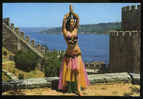 Princess Banu day! Here is a collection of photos of this fabulous Turkish dancer. Some great costum