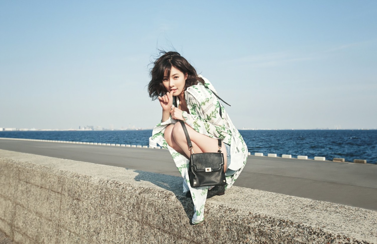 kpophqpictures:  [HQ] 4Minute Hyuna for CéCi (1500x970)Bigger Pictures: 1 l 2 l
