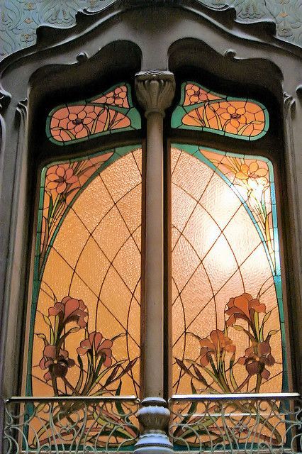 walzerjahrhundert:Art Nouveau Stained Glass