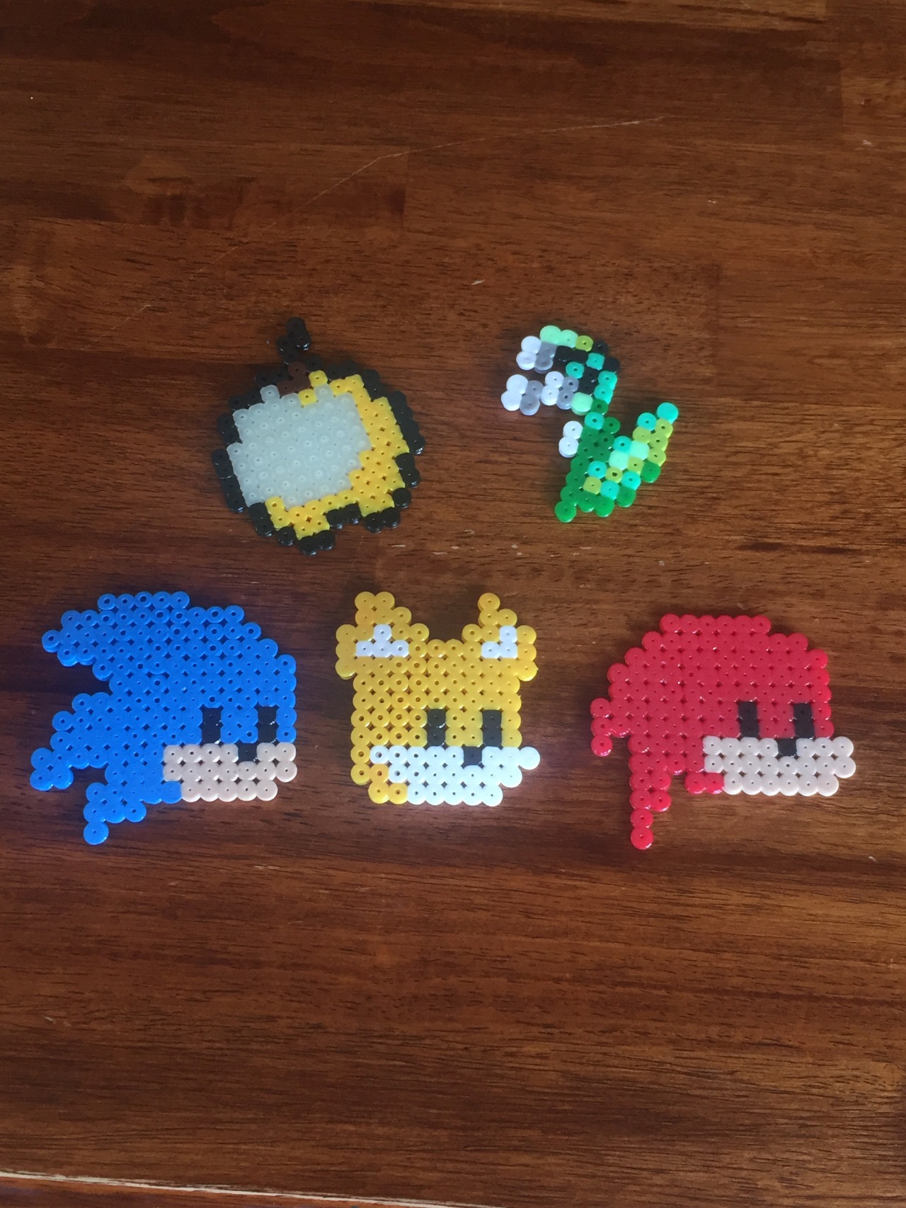 Sonic hama beads midi