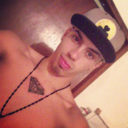 betosgaylatinmenfan:  Beto’s Cornerhttp://betosgaylatinmenfan.tumblr.com/