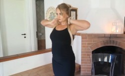 Porn Pics italian-belly:Diana / clip4sale