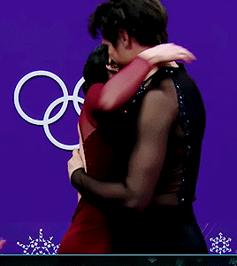 icevirtuemoir:Tessa Virtue and Scott Moir become two-time Ice Dance Olympic Champions and the most d