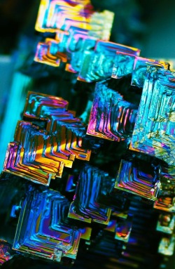 themagicfarawayttree:  Bismuth Crystal 