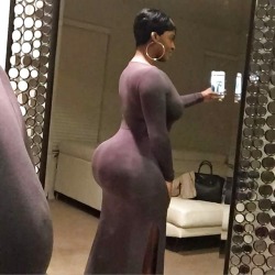 jazziedad:  Stacked . Front&Back 😙 😙   Daaaaaaammmmmmmn