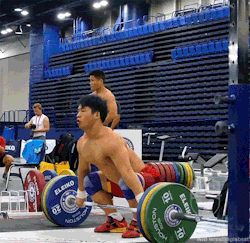 wrestlingisbest:  Tian Tao Muscle Snatch 110kg