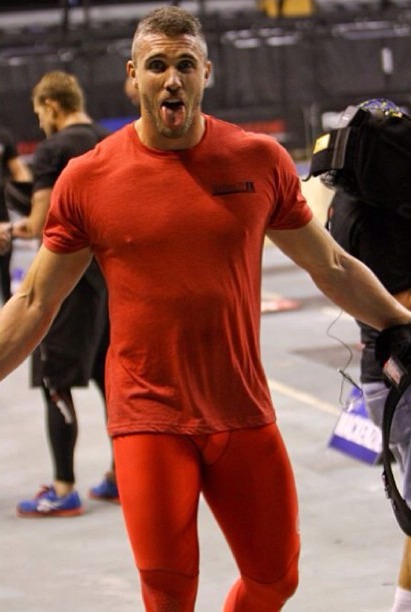 allofthelycra:  lycladuk:  Cocky in tights ;-P   Follow me for more hot guys in lycra,