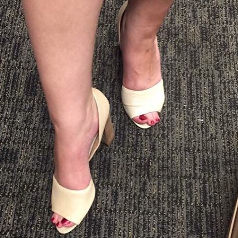 #newshoes paid for by a #generous fan! #shoppingfetish #footfetish #tallgirls #tallwomen #tallgirlsw