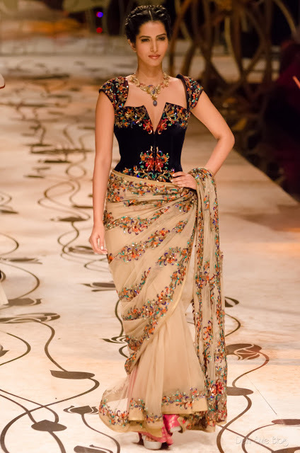 Rohit Bal, India bridal fashion week 2013 (click to enlarge)