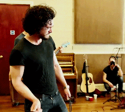 rubyredwisp: Kit Harington and Rose Leslie in Game of Thrones: The Musical (x)