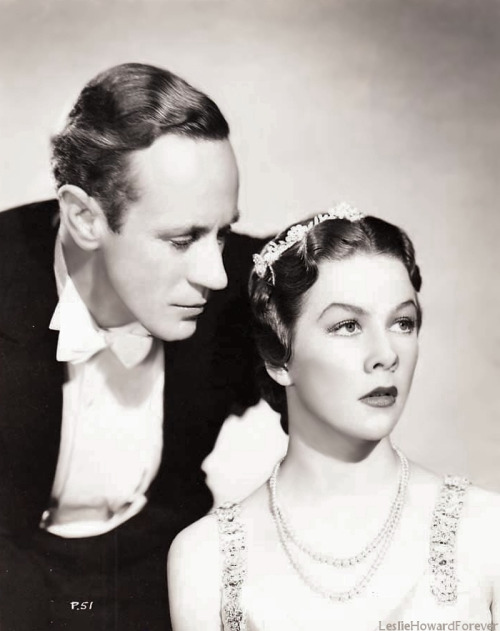 lesliehowardforever:Leslie Howard and Wendy Hiller, promotional still for Pygmalion, 1938