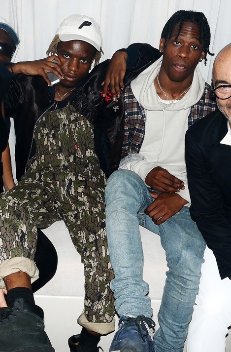 laflamexx:  IAN / TRAVI$ 