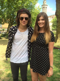 harrystylesdaily:  @rachelsneade: @CEJervis with @Harry_Styles today  