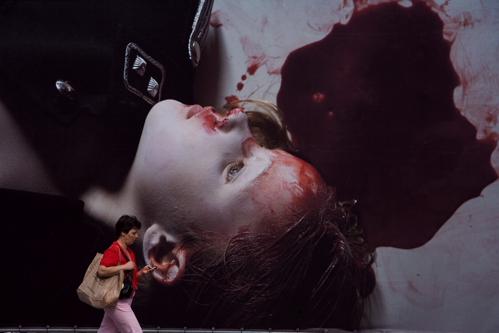 610174:  Gottfried Helnwein - The Last Child (2008) Installation in the city of