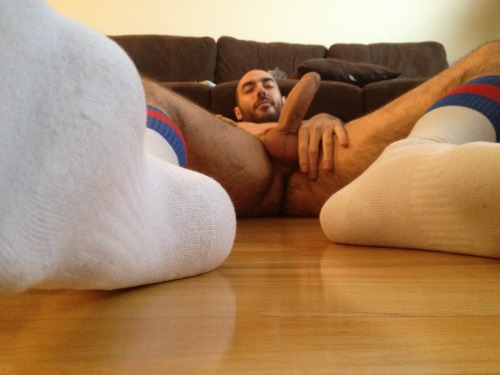 pissandbeer:  Then I sniff some Man scent, i got hard and cum on my socks and on the floor…