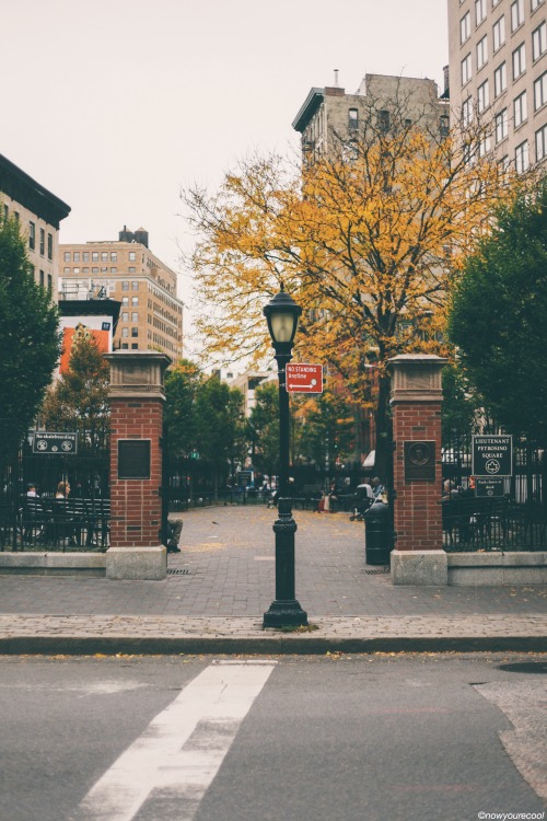 now-youre-cool: Autumn in Soho, New York City