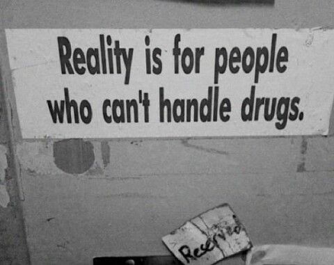 psychotic-torture:  sad black and white blog, I follow back similar 