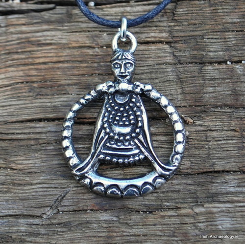 Fashioned out of pewter, this distinctive Viking pendant depicts the goddess Freya. It is based on a