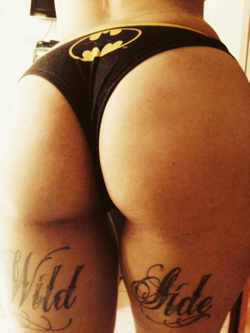 batman-drugs-bubbleasses:  Batgirl Bubbleasses