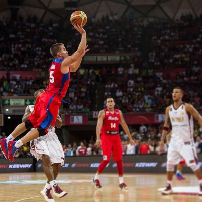 ¡El Equipo Nacional de Baloncesto está casi ready pa’ mañana cuando se enfrenten al equipo USA en la ciudad de Nueva York!
En anticipación al torneo @FIBA hemos creado el modelo de gafas “QNEPA by JJ Barea" junto al enebeista para ayudar al...