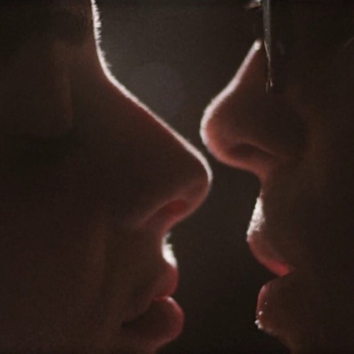 ezravaughn:Love by Lana Del Rey.