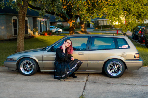 fuck it i’m back, i’m a girl now, and I have a jdm shooting brake slammed on work equips