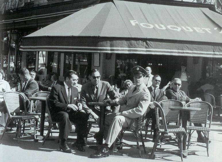 denises121:  Elvis touring the city 