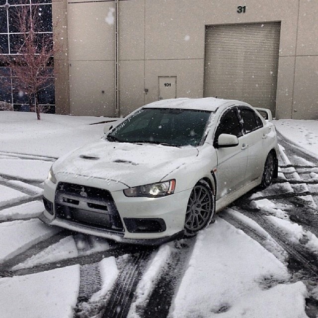 carbonking:  javiiiv:  Pls. #EVO #Mitsubishi  (via TumbleOn) 