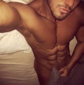 hung-muscular-hunks:  fuckustevepena:  He’s Naked Again!! Rogan O'Connor (Ex On