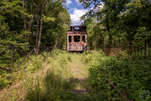 urbanrelicsphotography: FLYING SCOTSMANFor a photographer, old trains are always a joy to come acros