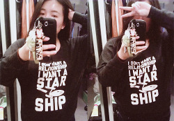 synnesai:  Look at the sweater harumi got me it came today I’m sCREMING!! In case you can’t see it says “I don’t want a relationship I want a star ship.” Literally the epitome of me.   I&rsquo;M SO GLAD YOU LIKE IT ;o; AND YOU ARE SO SO WELCOME