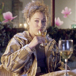 professong:| River Song + Alcohol