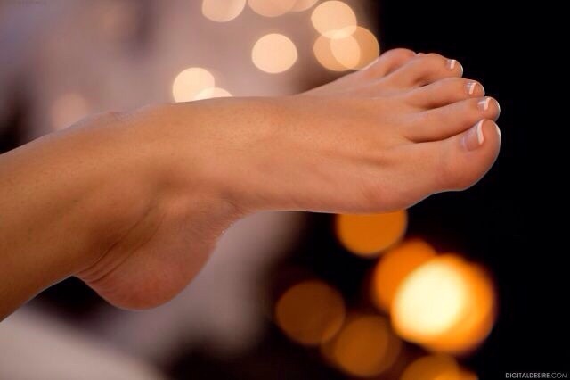 i am to be in 7th heaven with cute feet and socks