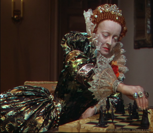 Elizabeth I’s Green Gown (The Private Lives of Elizabeth and Essex, 1939)