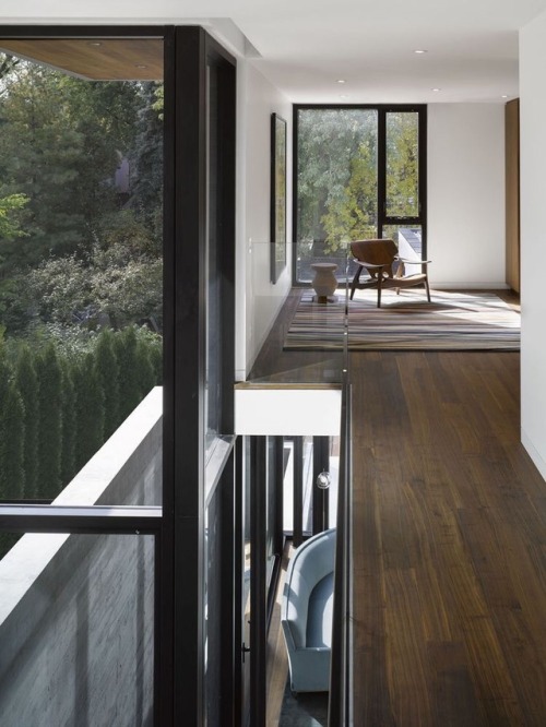 fineinteriors:Moore Park Residence, Toronto by Drew Mandel Architects.
