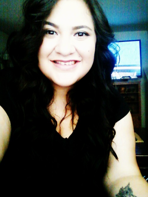 chubby-bunnies:  USA size:18 Age:19  My very first submission and proud :) You’re all beautiful!