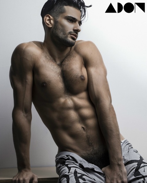 Samy Dorgham with his well proportioned face and body