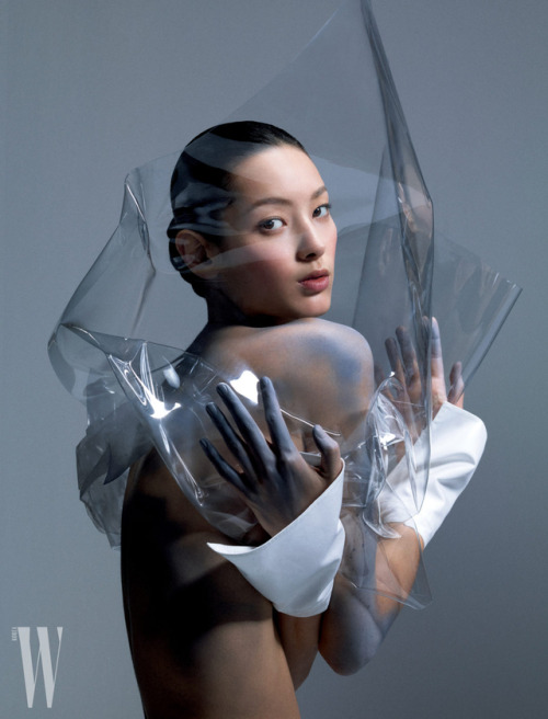 worldwidefashion - Tiana Tolstoi by Choi Moon Hyuk for W Korea —...