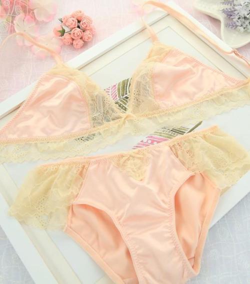 lingerieonadime:  uchimada-official:  Bae *Free Worldwide Shipping*  Under $25