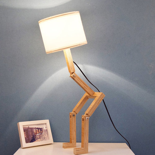 lovefunnyus: Robot Table Lamp 35% OffGet it here