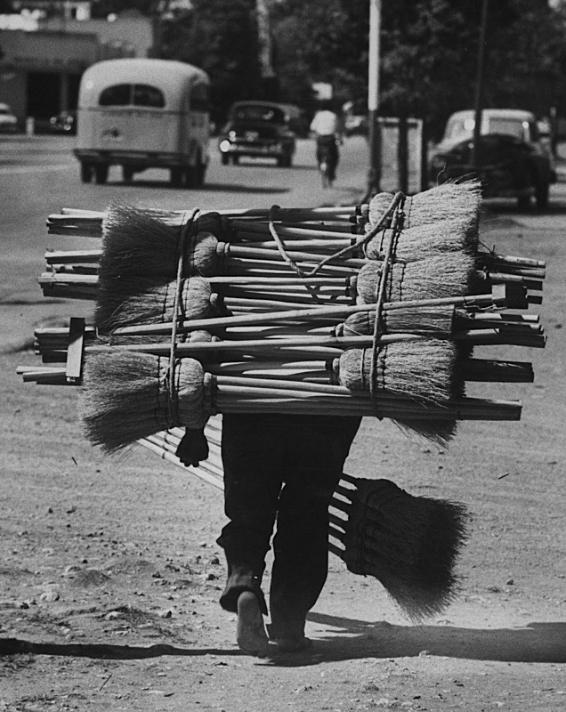 Cornell Capa
A broom Peddler going door to door, Guatemala, circa 1953