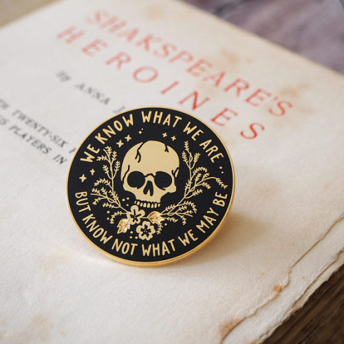 littlealienproducts:Classic Literature Pins byLiteraryEmporium