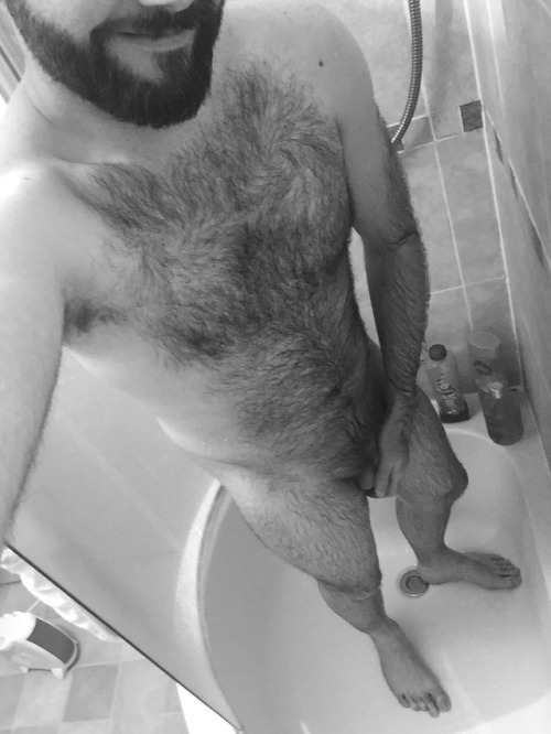 hairydude: I have a confession to make…. I did some manscaping! I know, I know, I’ve co