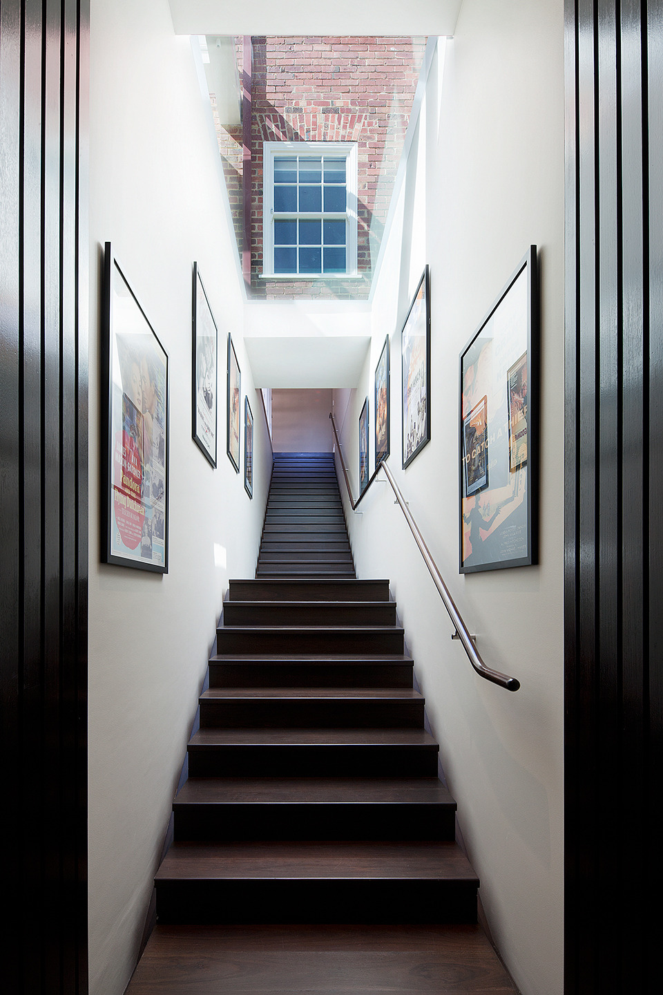 chocolatecakesandthickmilkshakes:  Molecule: Wayne ResidenceArchitecture firm Molecule