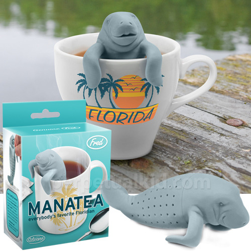 agentotter:  urone:  Manatee Insanity: ManaTea Tea Infuser | Craziest Gadgets  OH MY GOD I MUST POSSESS THIS 