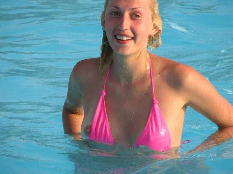 nudecollegegirlspictures:  Sexy women …