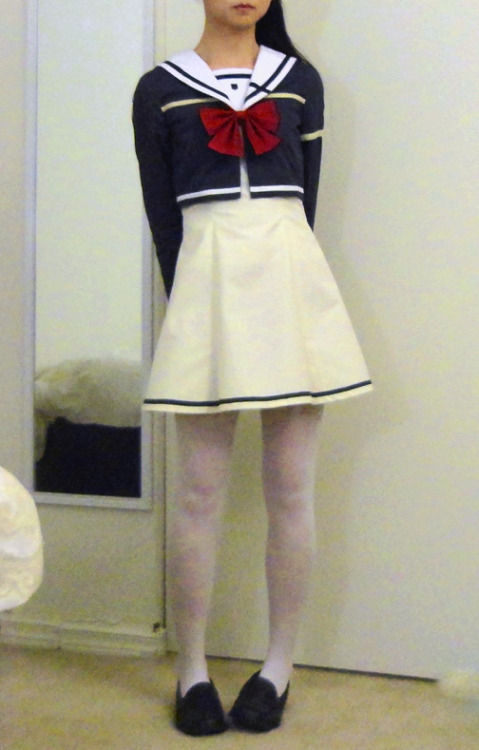 I finally finished the Yuki Yuna school uniform a year after I started in April 2015. There are stil