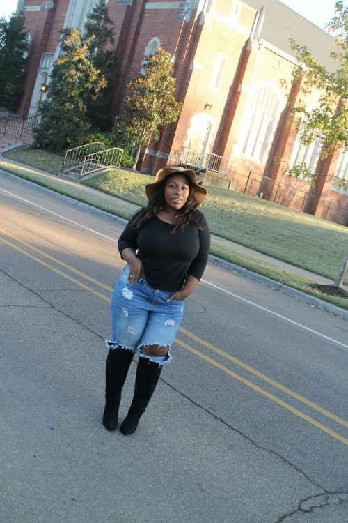 iam-stacy:  Fall/holiday outfit ideas! 🍁🍂🍃  Www.curvybliss.blogspot.com Www.instagram.com/thecurvybliss   For outfit dets!! ☝☝☝ 